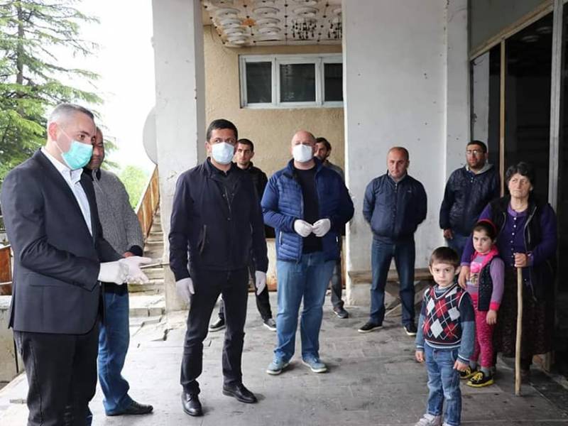 მაღალმთიან დასახლებებში მცხოვრებ დევნილ ოჯახებს საკვები პროდუქტები და პირველადი...